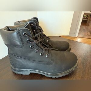 Timberland womens leather boot size 7